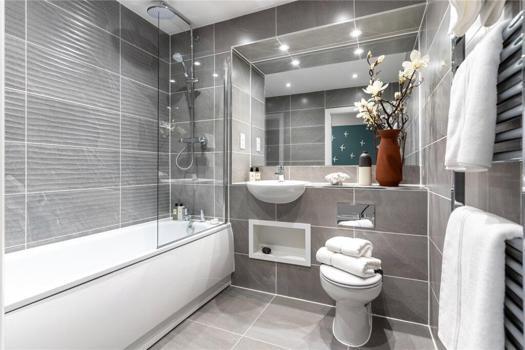 Apartment in Dartford, Temple Hill - View 5