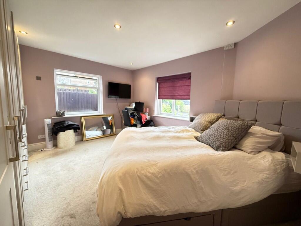 Tamfield Bungalow, Halifax Road, Halifax, West Yorkshire, HX3 8ER - View 6