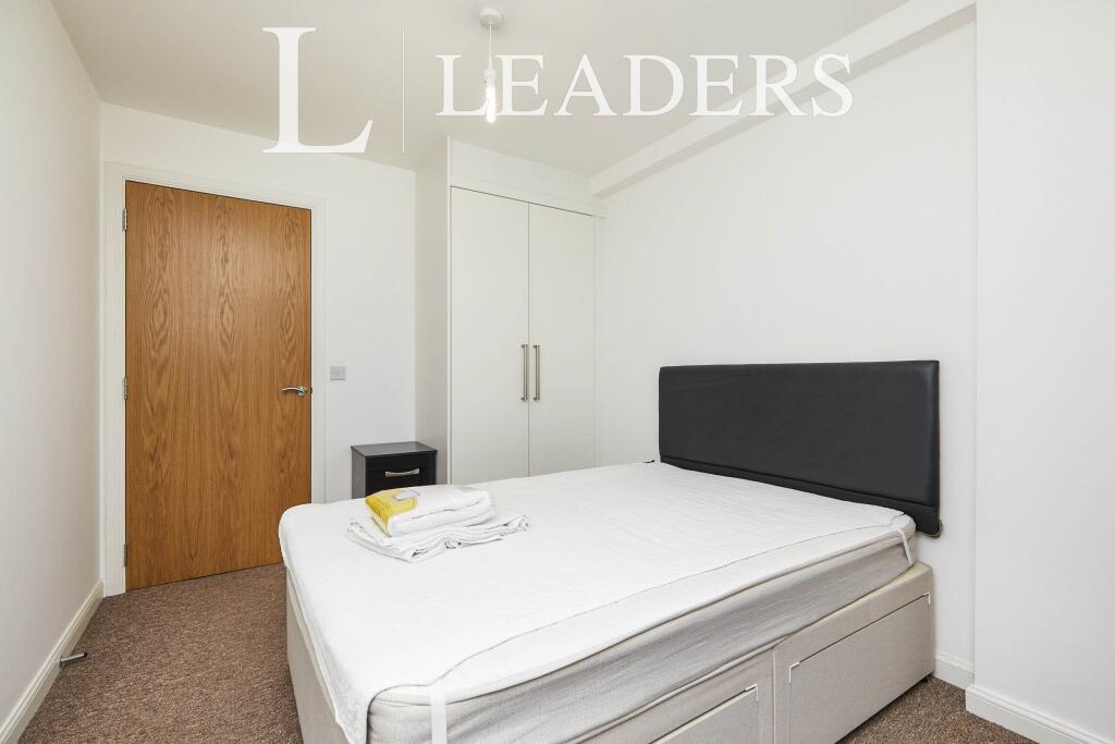 Apartment in Derby - View 5