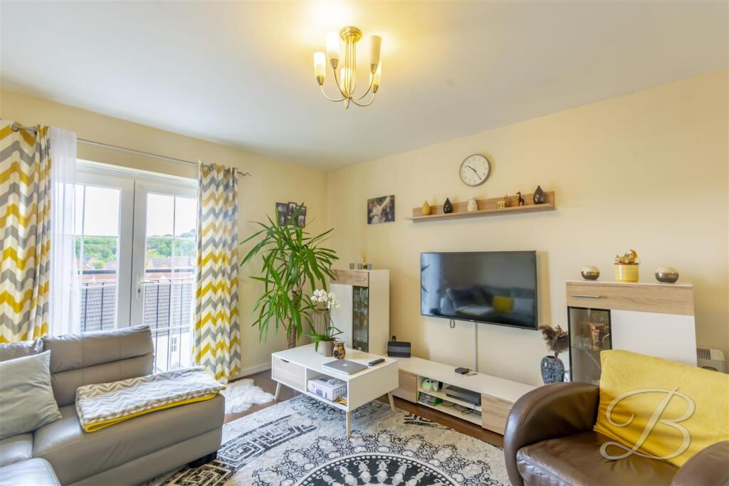 Apartment in Mansfield, Nottinghamshire - More