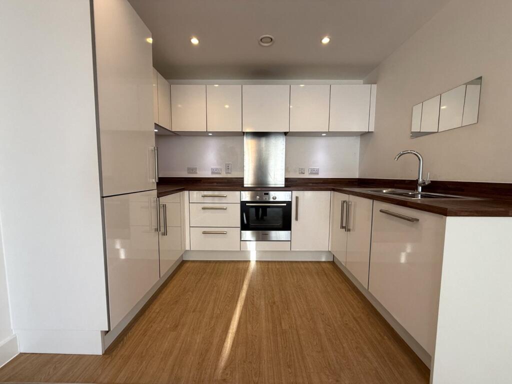 Apartment in Bristol - View 4