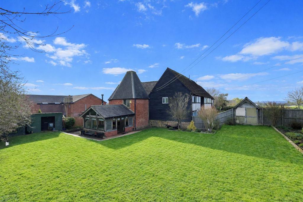 3-bed house on  Burghill, Hereford, HR4, £450,000
