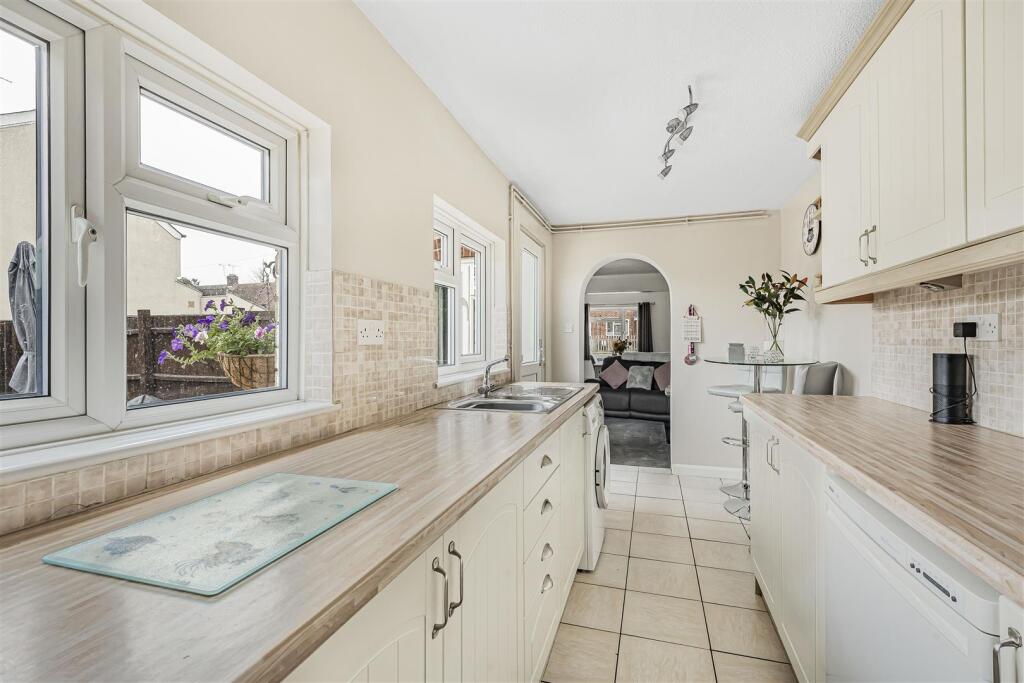 Balsham Road, Linton, Cambridge photo 2