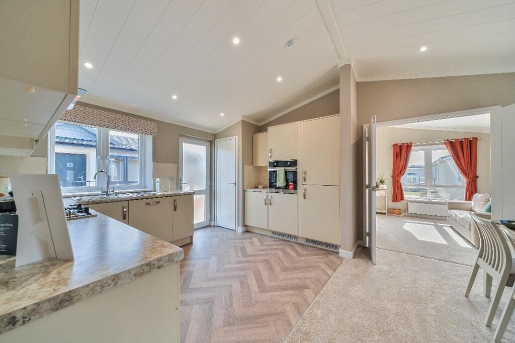 House in New Forest, Milford-on-Sea - View 5