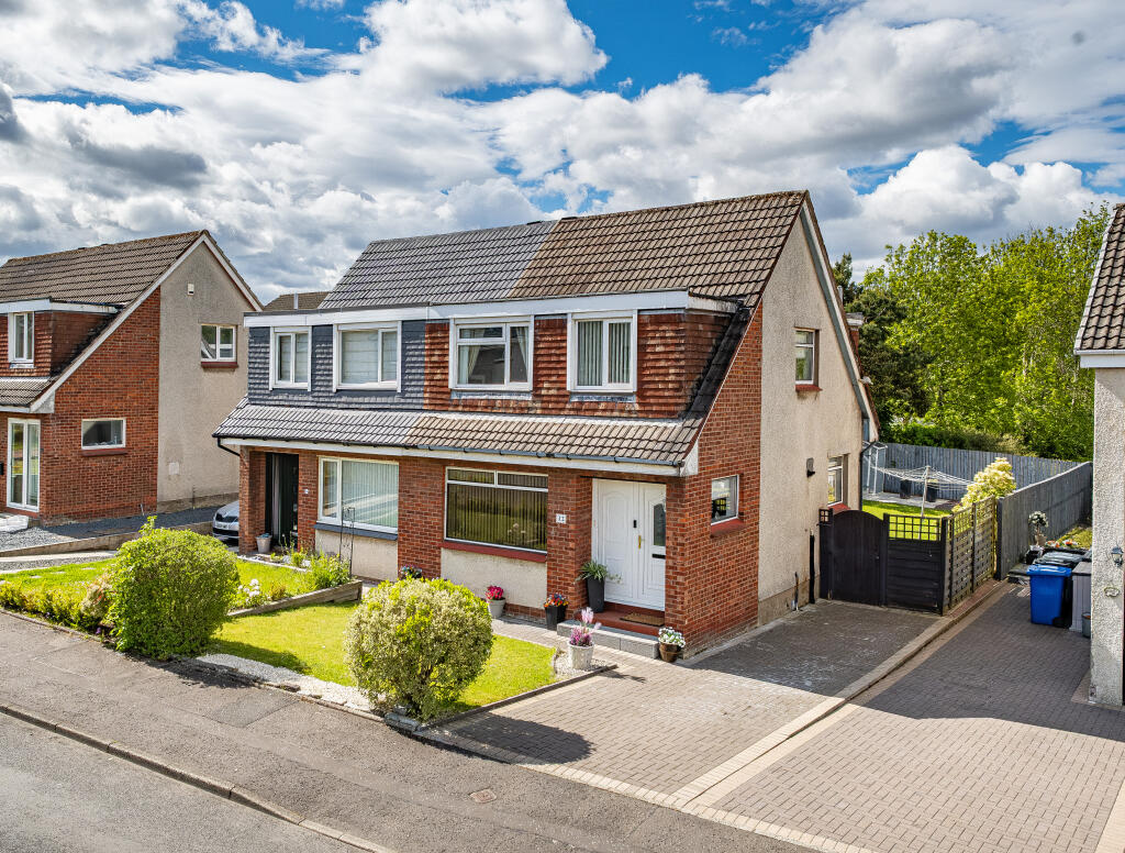 3-bed semi-detached on 32 Tanzieknowe Road, Cambuslang, Glasgow, G72, £205,000