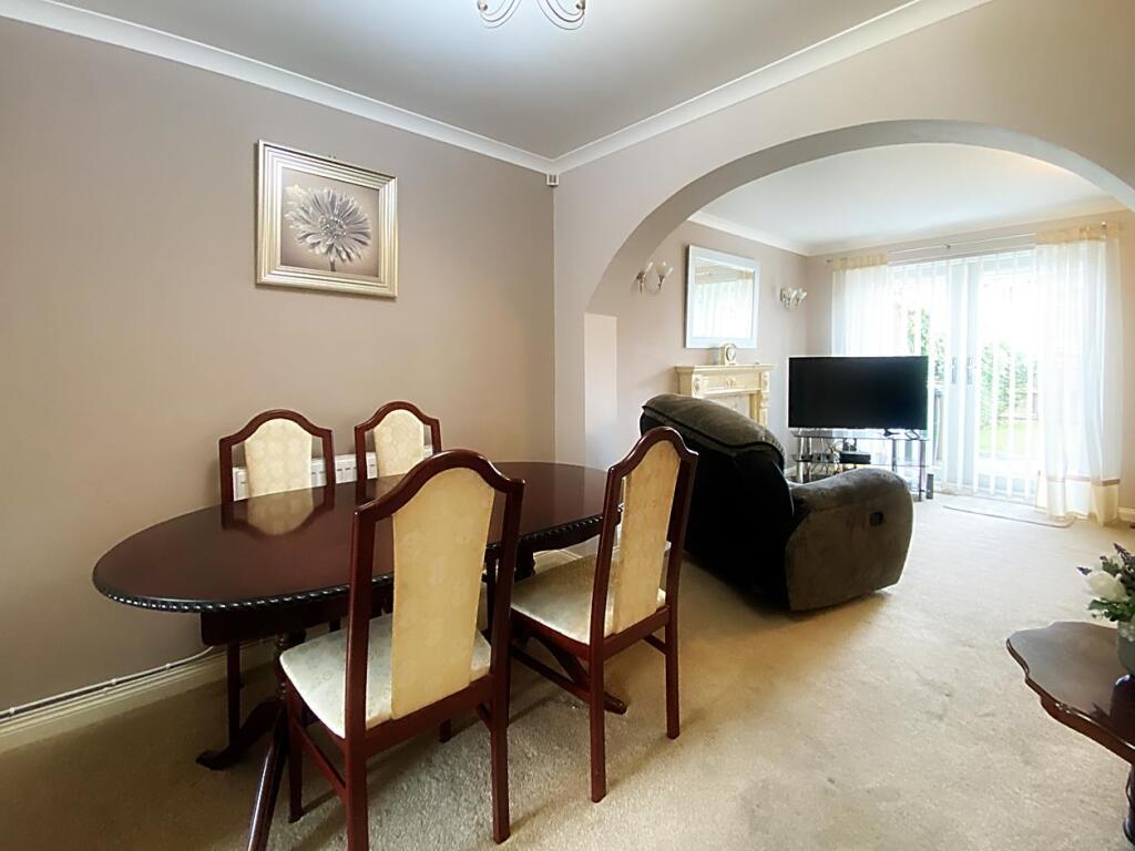 Broomfield Avenue, Wallsend photo 4