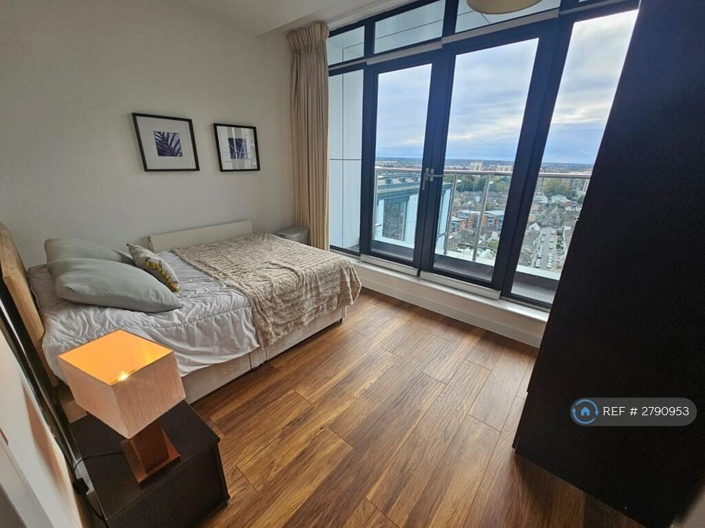Main image of property: Centrillion Point, Croydon, CR0