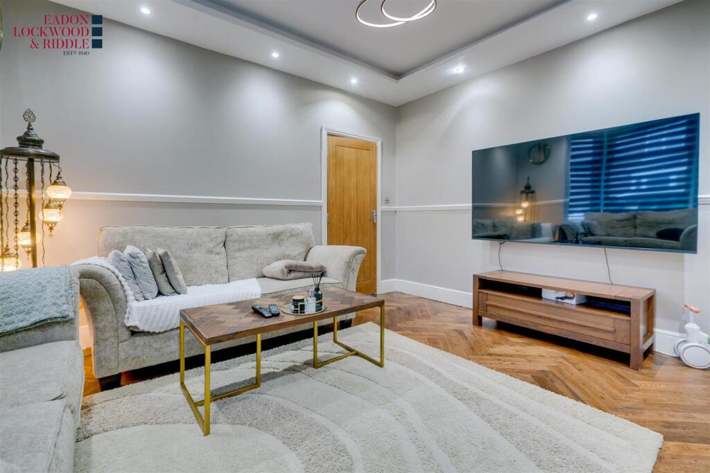 Main image of property: Oxford Street, Rotherham