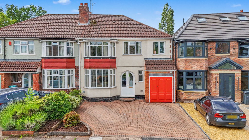 Main image of property: Bibury Road, Birmingham, B28 0HQ