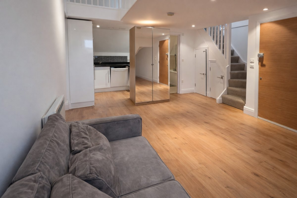 Main image of property: Golders Green Road, Golders Green