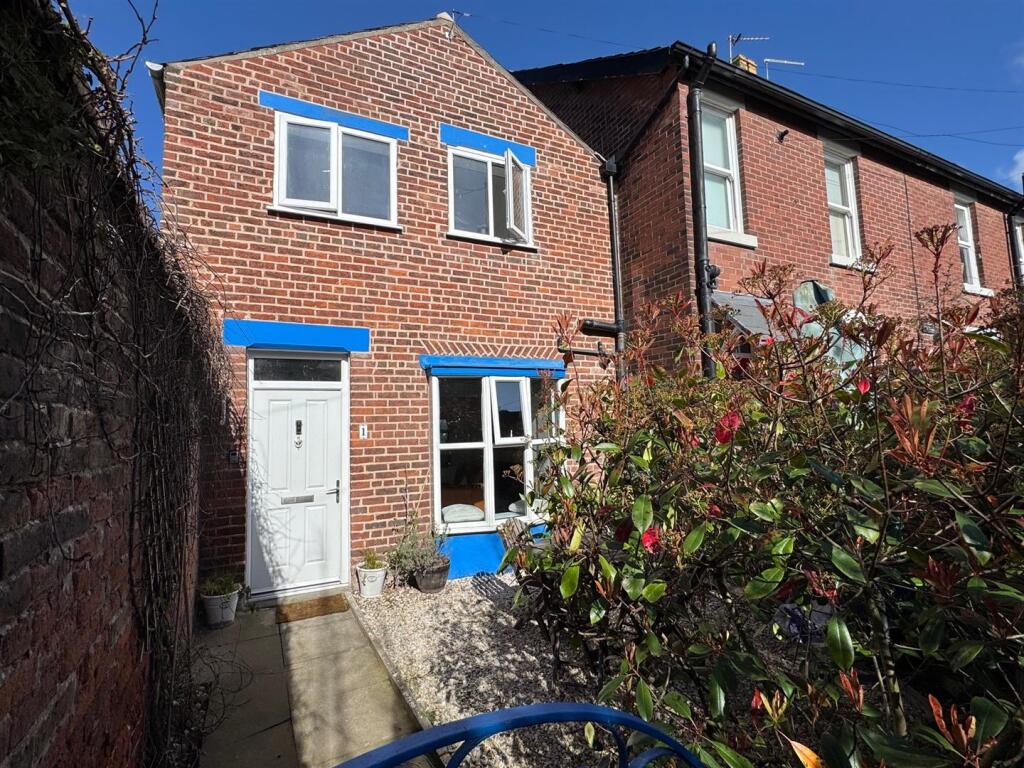 Main image of property: Ellerslie Cottages, South Clifton Street, Lytham