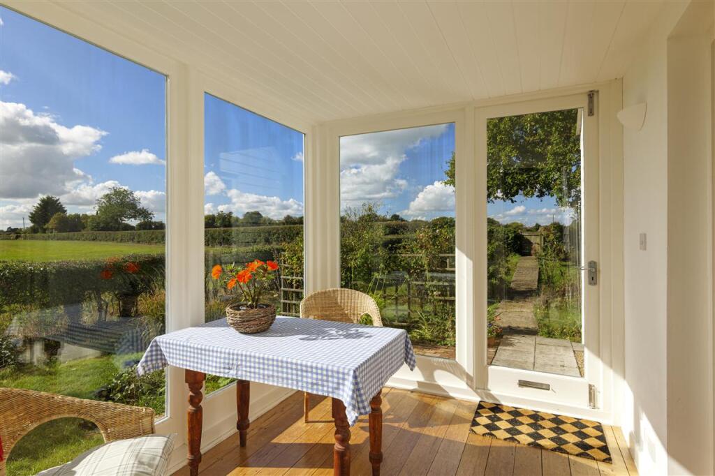 House in Canterbury, Anvil Green, Waltham - View 5