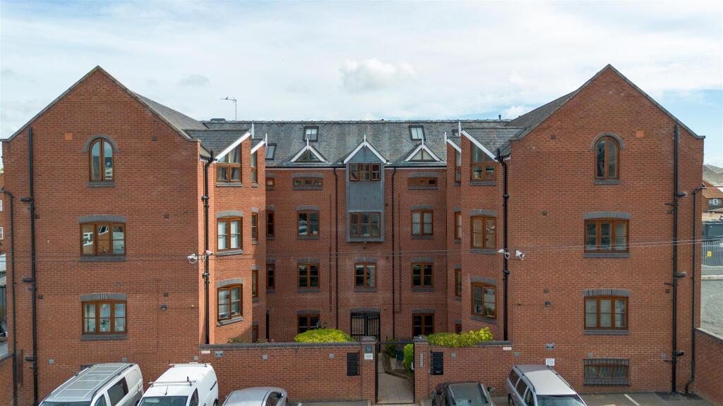 Main image of property: 8, 9 Wise Street, Leamington Spa