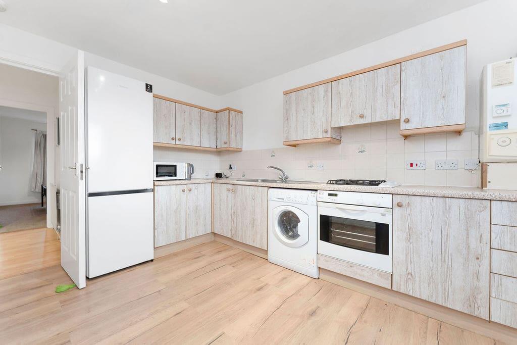 Main image of property: 4151L Moray Park Terrace, Edinburgh, EH7 5TF