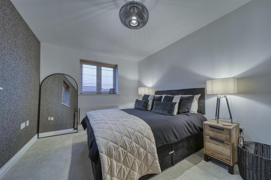 House in Portsmouth - View 5