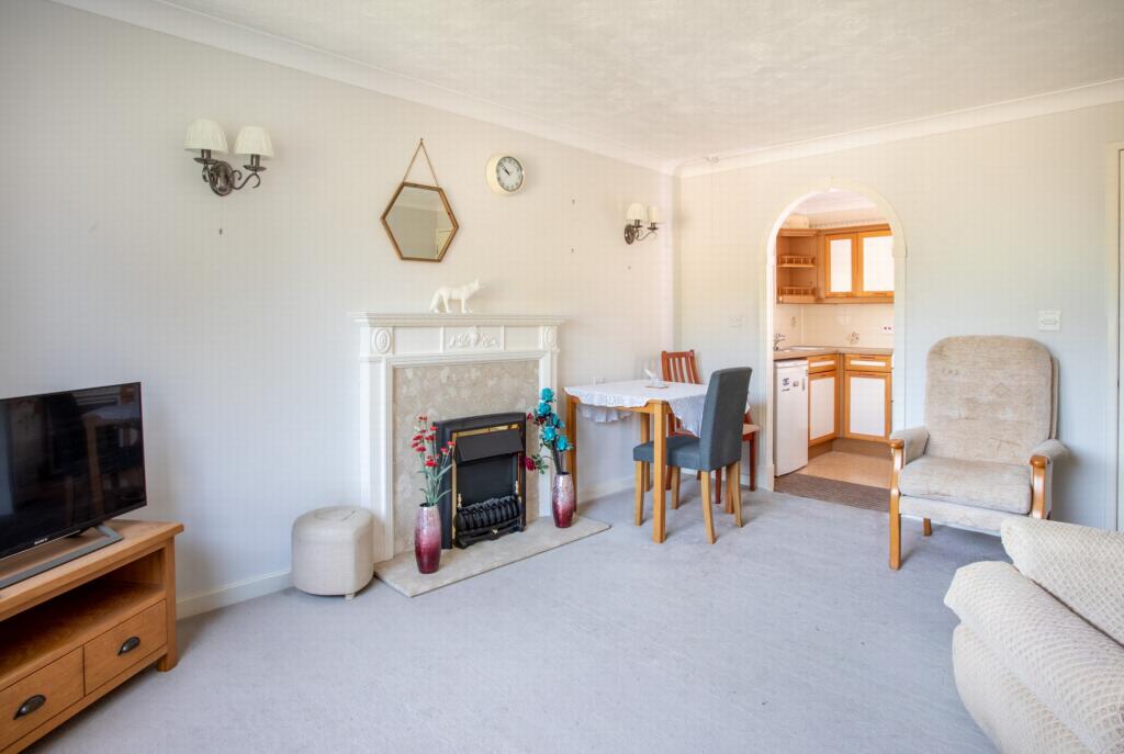 Apartment in Canterbury - More