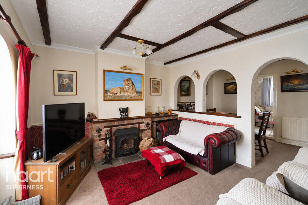 Barton Hill Drive, Minster photo 3