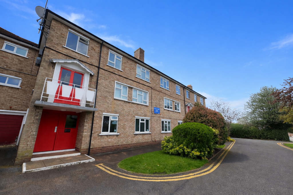 Main image of property: Beacon Court, B74