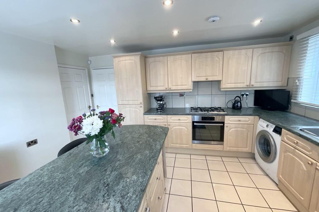 Danebrook Close, Sheffield, Sheffield, S2 1DJ photo 2