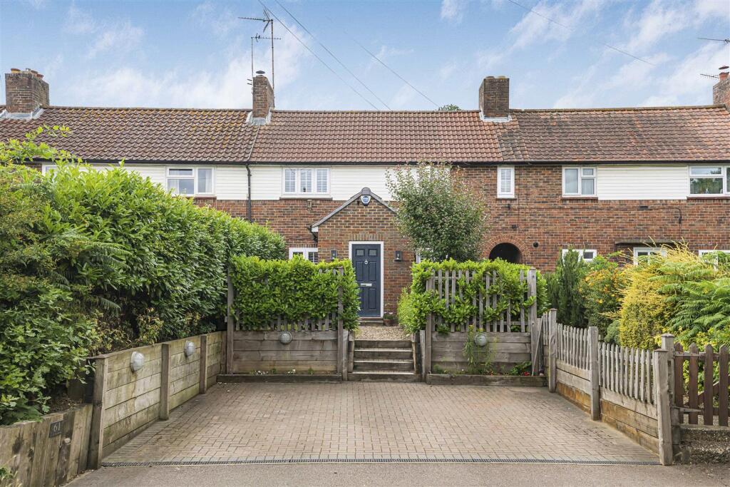 Main image of property: London Road, Welwyn