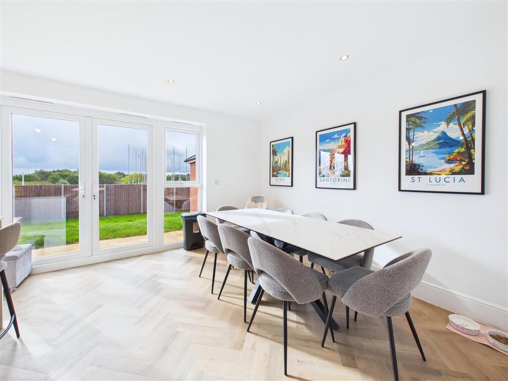 House in Lichfield, Curborough and Elmhurst - View 5