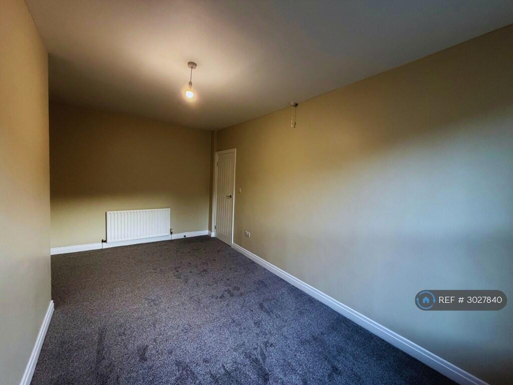 House in Wakefield - More