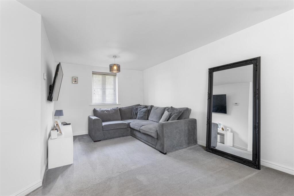Splice Lane, Hailsham - View 3