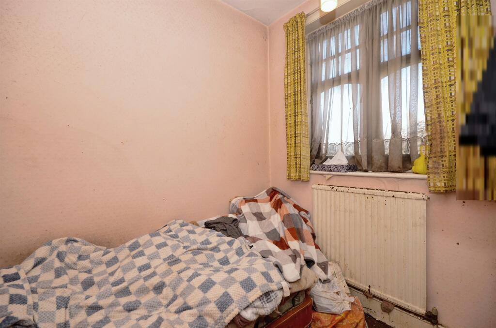 House in London, London Borough of Harrow - View 6