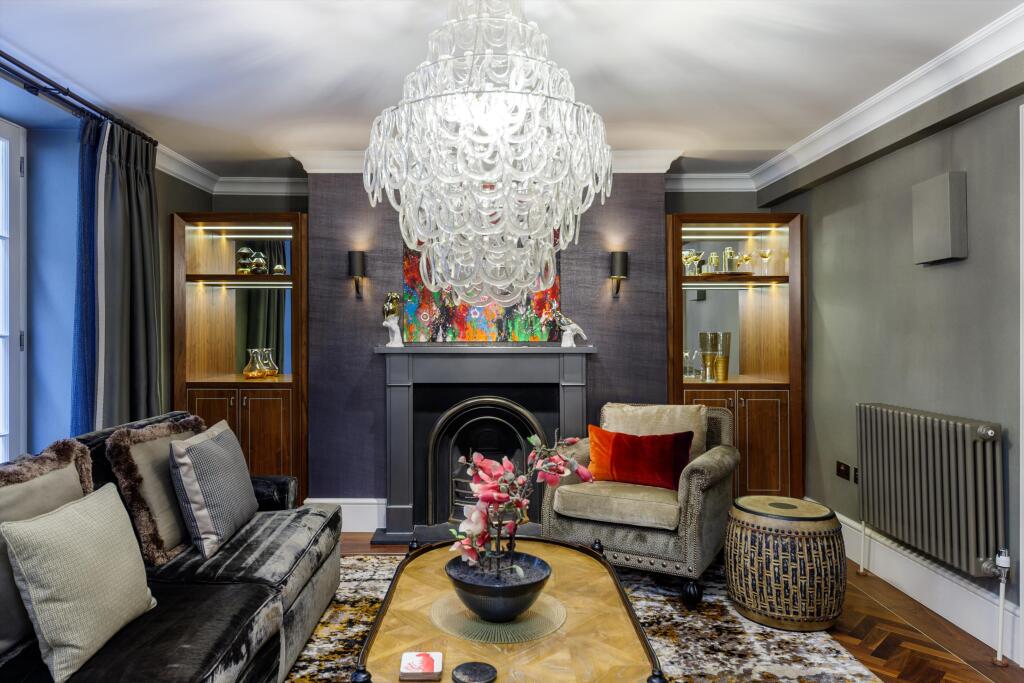 Apartment in London - More