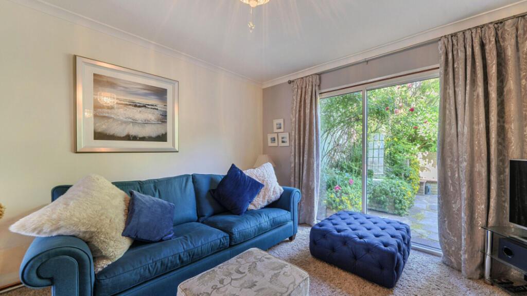Main image of property: Broadoak Road, Erith, DA8 3BE