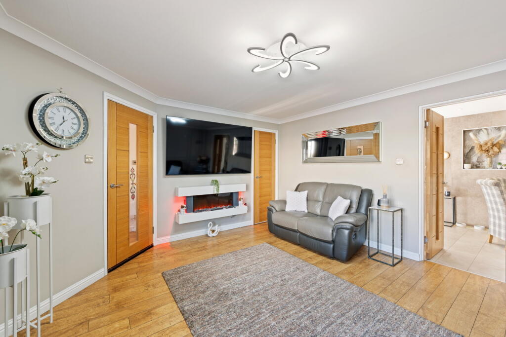 House in Kirkcaldy, Fife - View 4