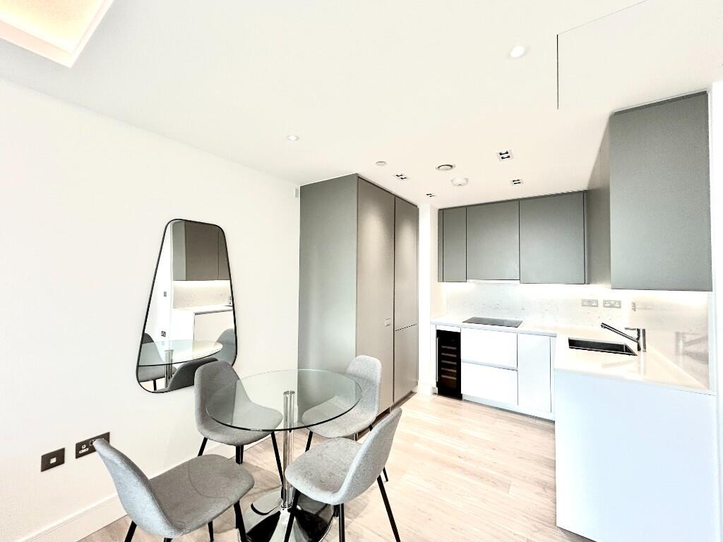 1 Bollinder Place, London, EC1V
