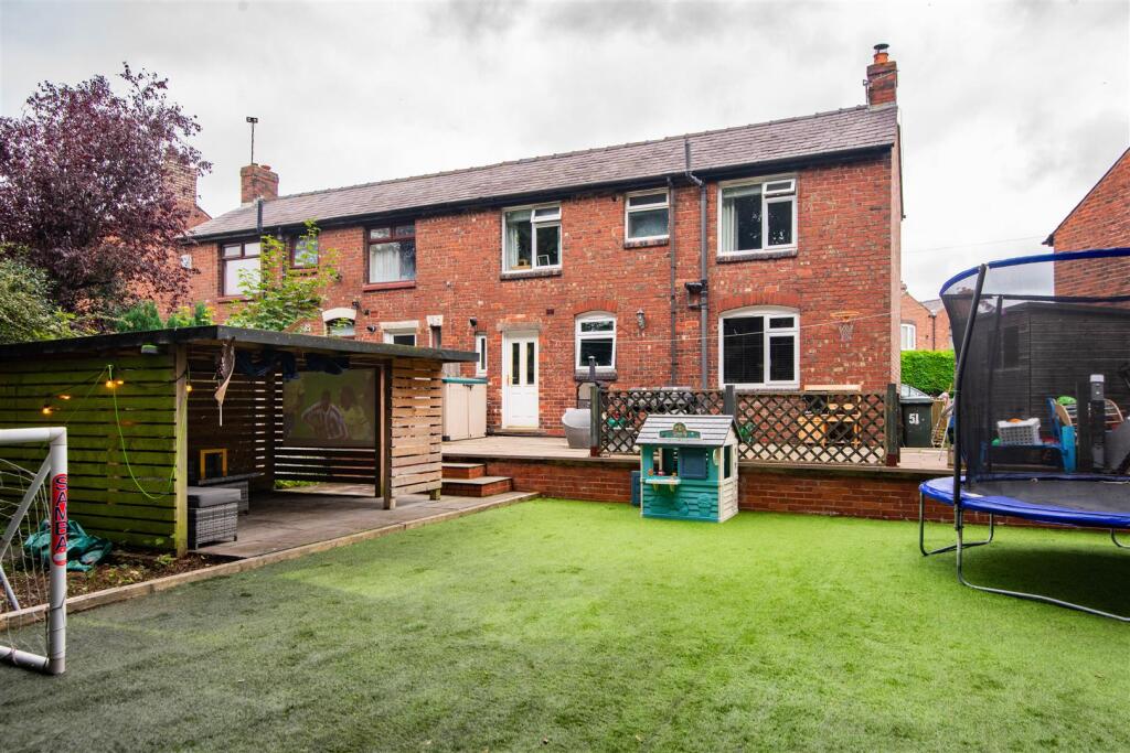 House in Chorley, Hartwood Green - View 4