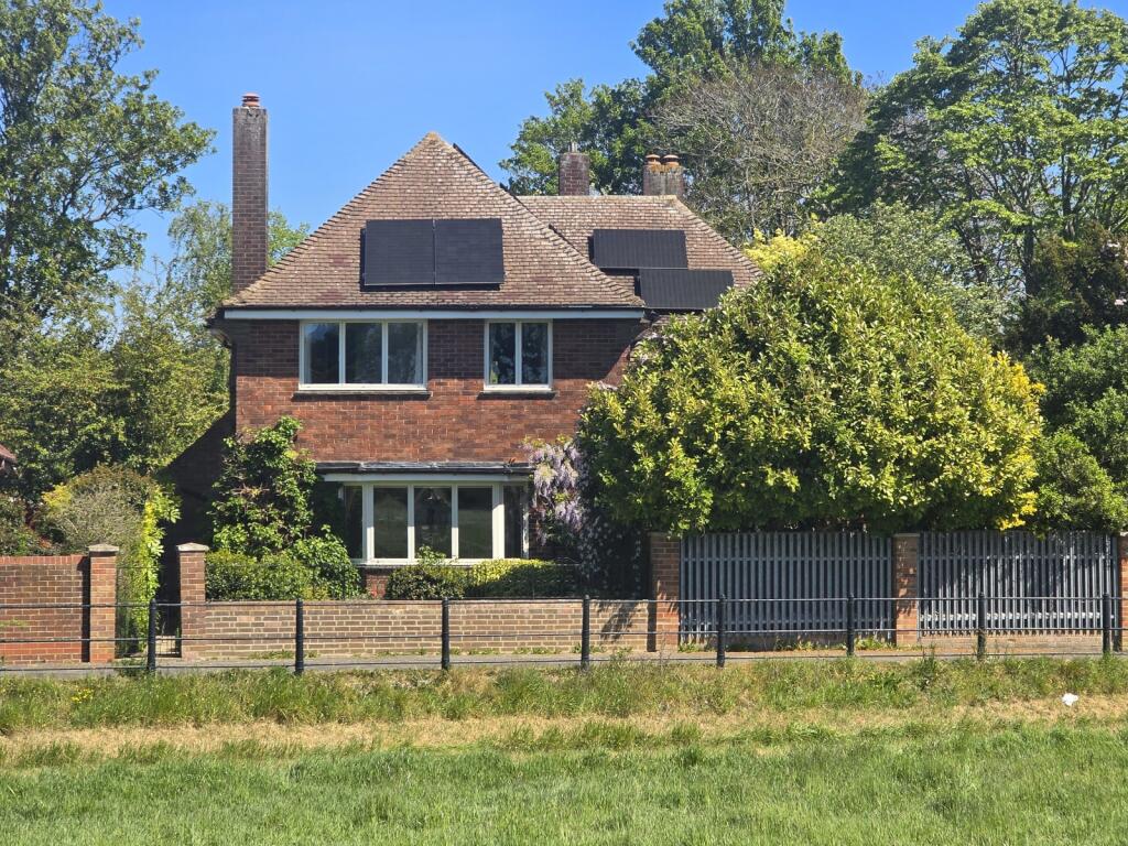 Main image of property: Walden Grove, Huntingdon, Cambridgeshire, PE29