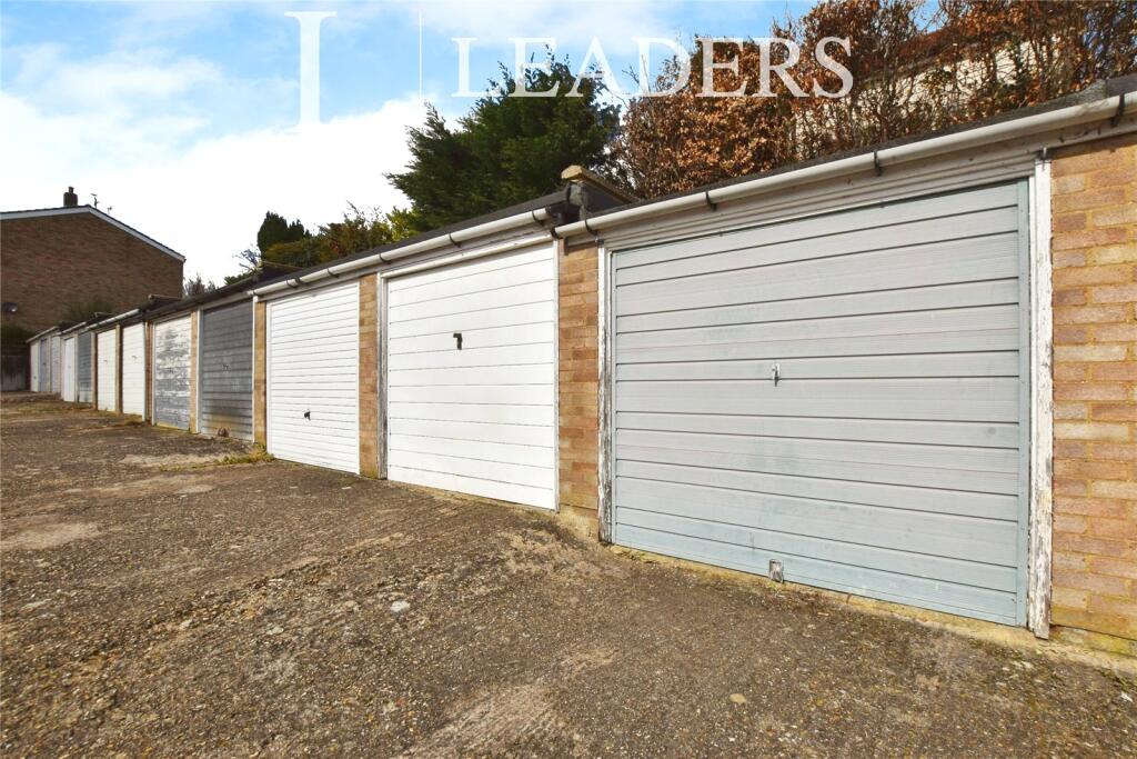 Main image of property: Elm Road, Bishop's Stortford, Hertfordshire, CM23