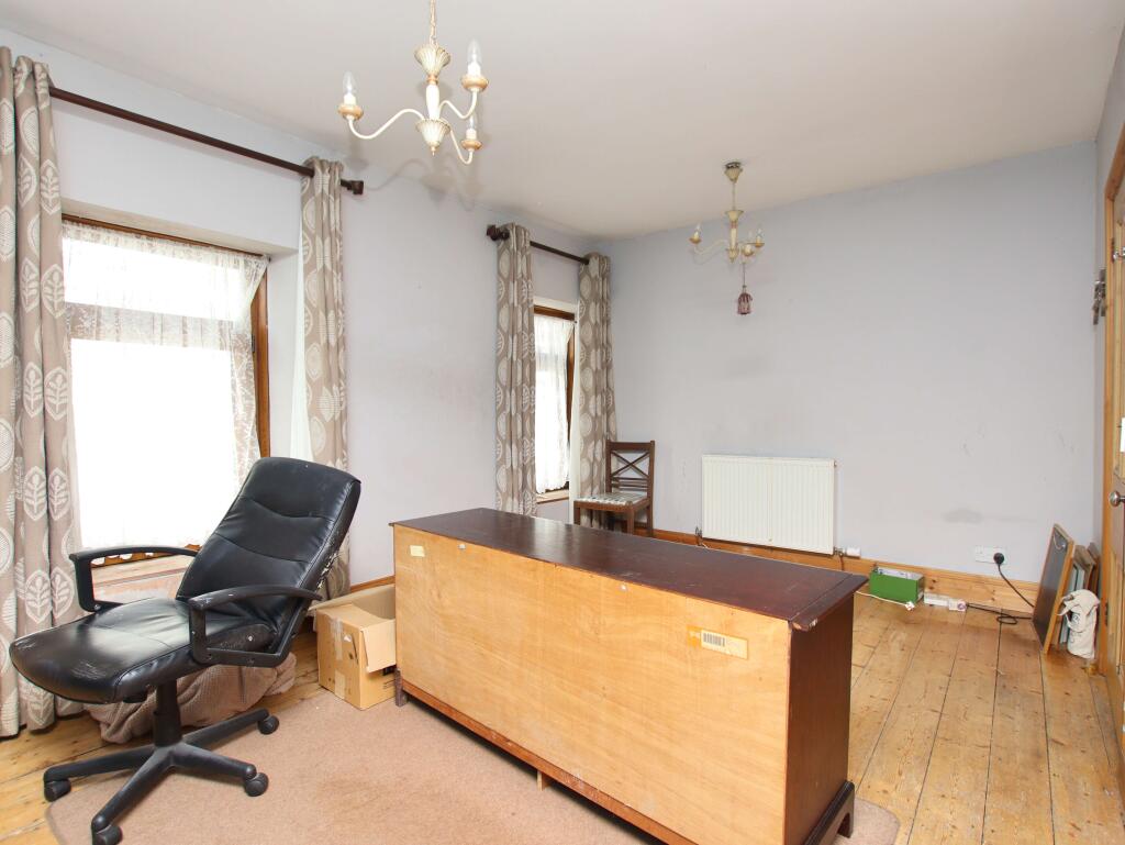 House in Cardiff, Llantrisant - View 5