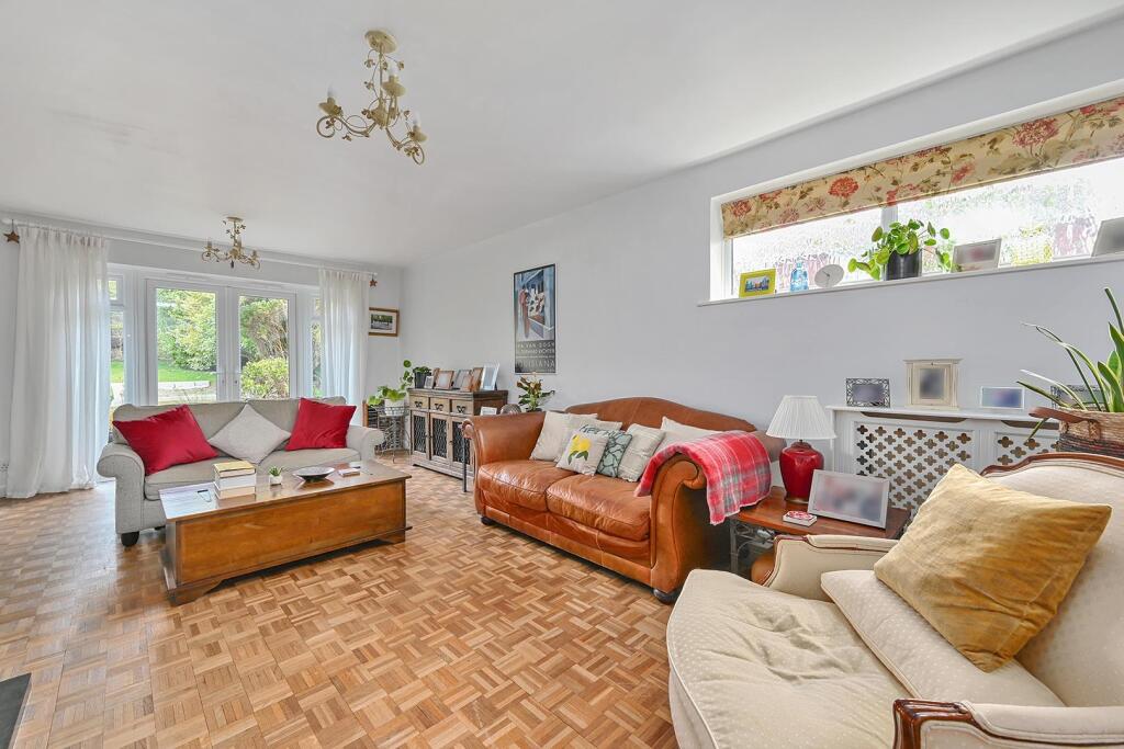 Gresham Close, Old Town, Eastbourne photo 4
