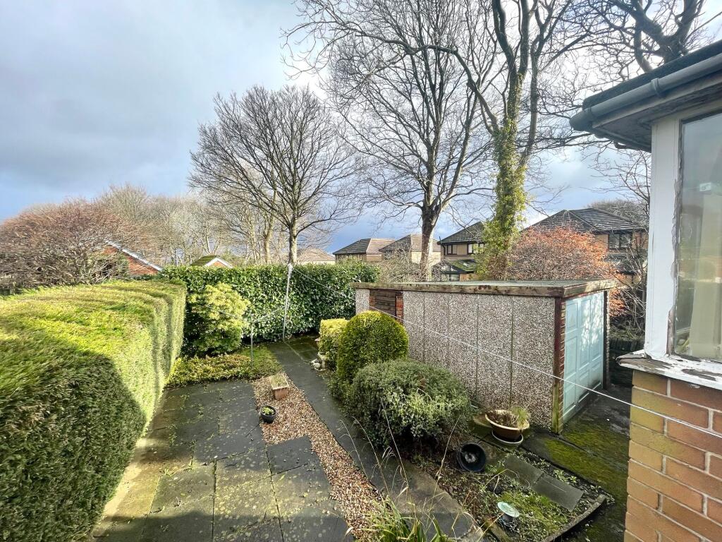 Chiltern Avenue, Huddersfield, HD3 photo 4