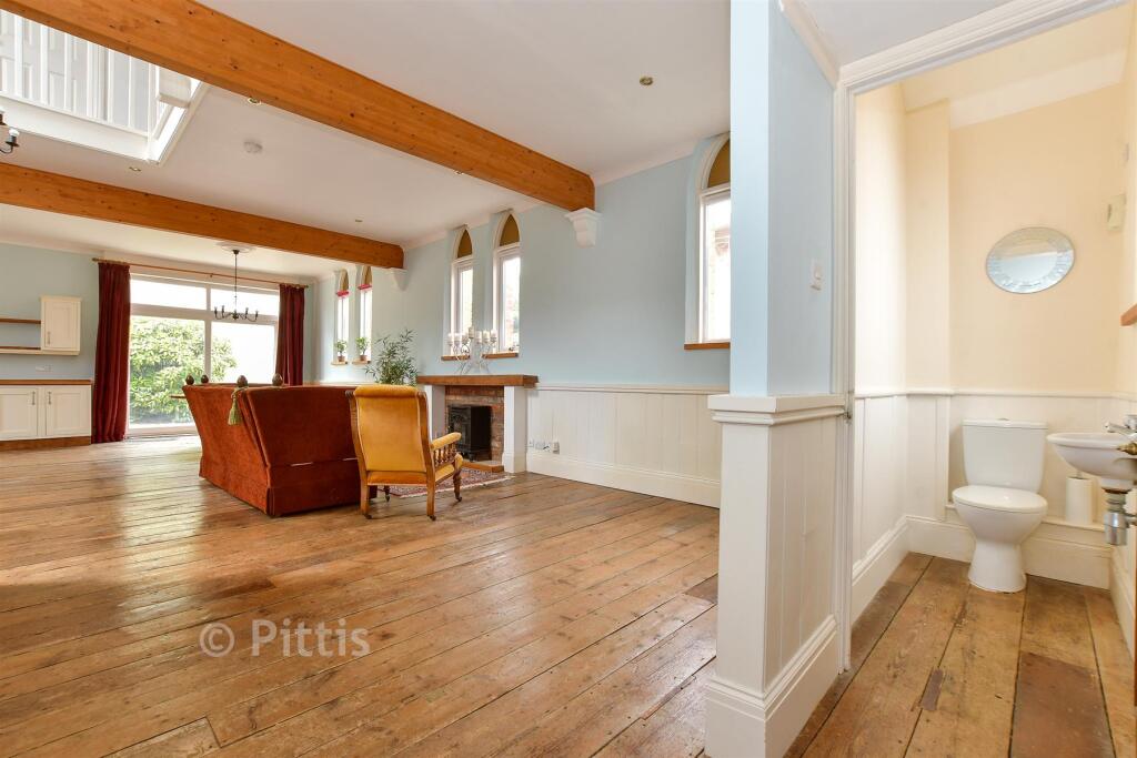 House in Lake, Isle of Wight - View 6