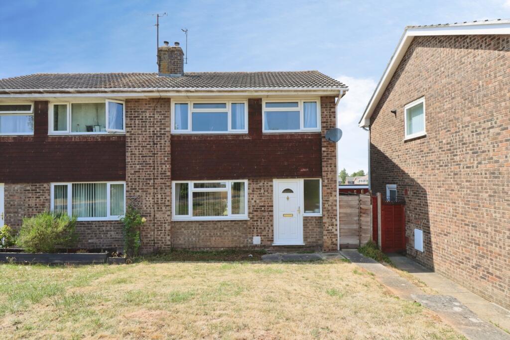Main image of property: Merlin Way, Chipping Sodbury, Bristol, Gloucestershire, BS37
