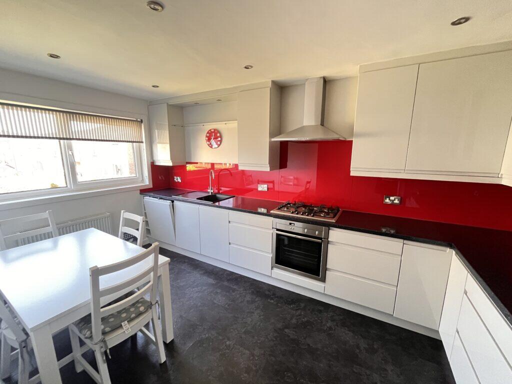 19 Maxton Court, Hawick TD9 8QN photo 3