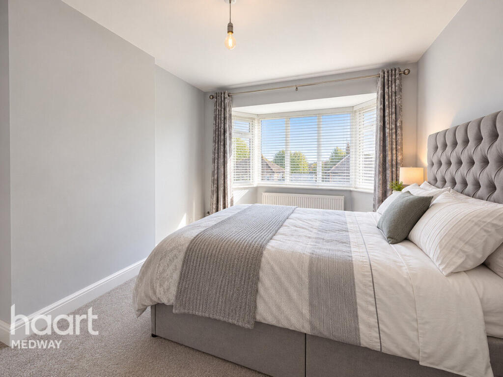 3-bed terraced on Wickham Street, Rochester, £330,000