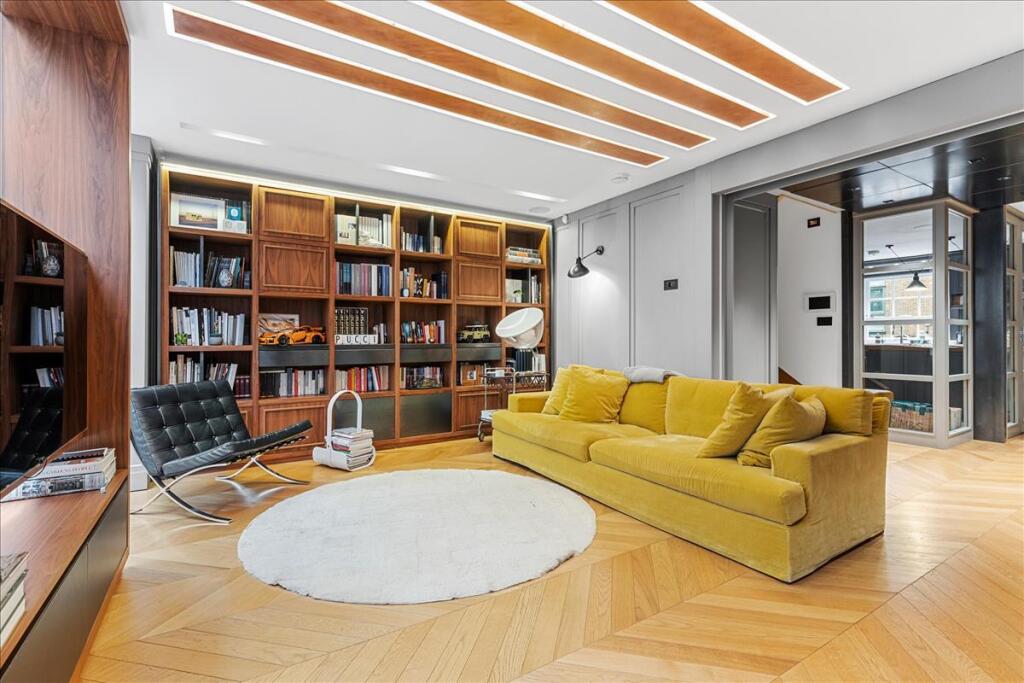 Main image of property: Vicarage Gate London