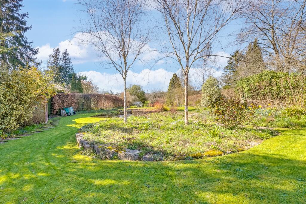 Additional image 17 of High Oaks Road, West Side, Welwyn Garden City, Hertfordshire, AL8