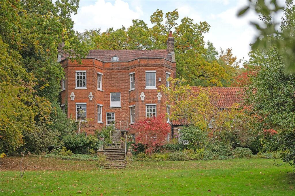 Main image of property: Wise Lane, Mill Hill, London, NW7