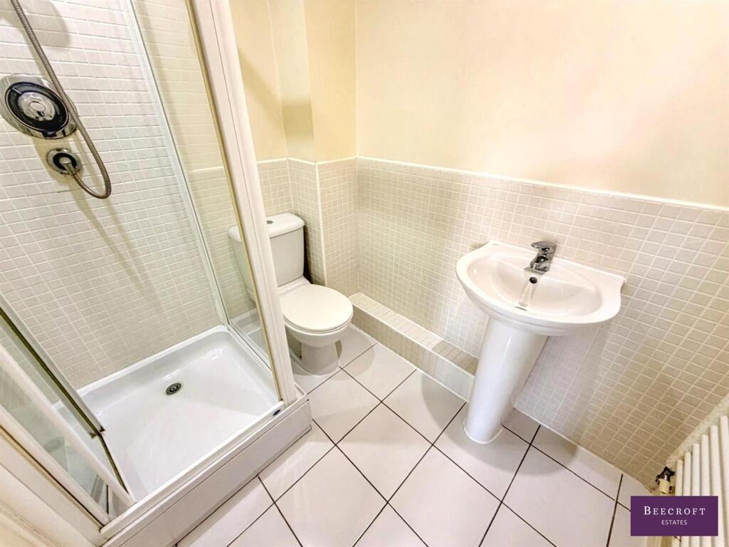 Apartment in Sheffield - More