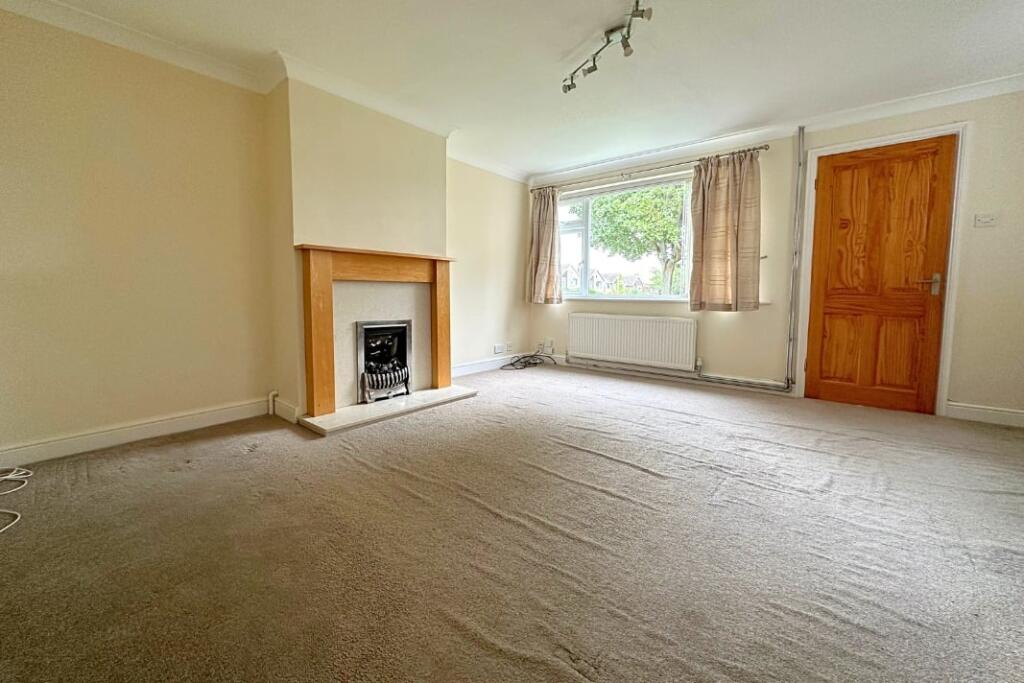 House in Northampton, West Northamptonshire - View 2