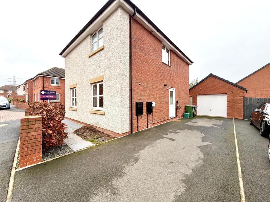 Willow Drive, Warwick photo 3