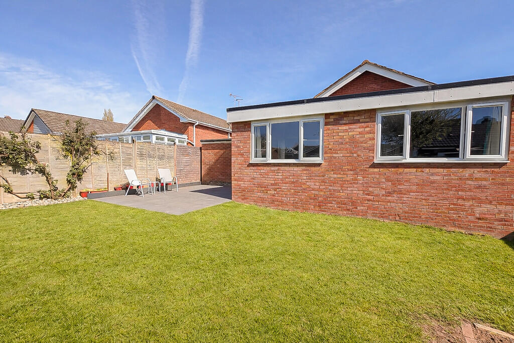 Crockwells Close, Exminster photo 2