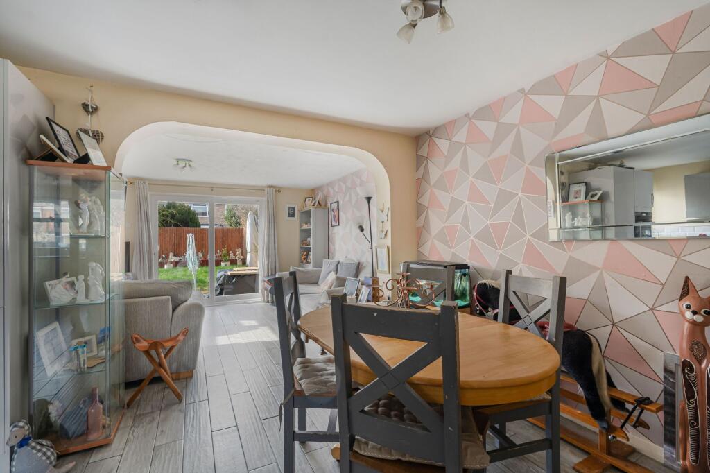 Pinnegar Way, Swindon, SN3 photo 4